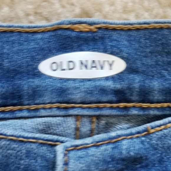 Old Navy Jean Shorts - Picture 2 of 4